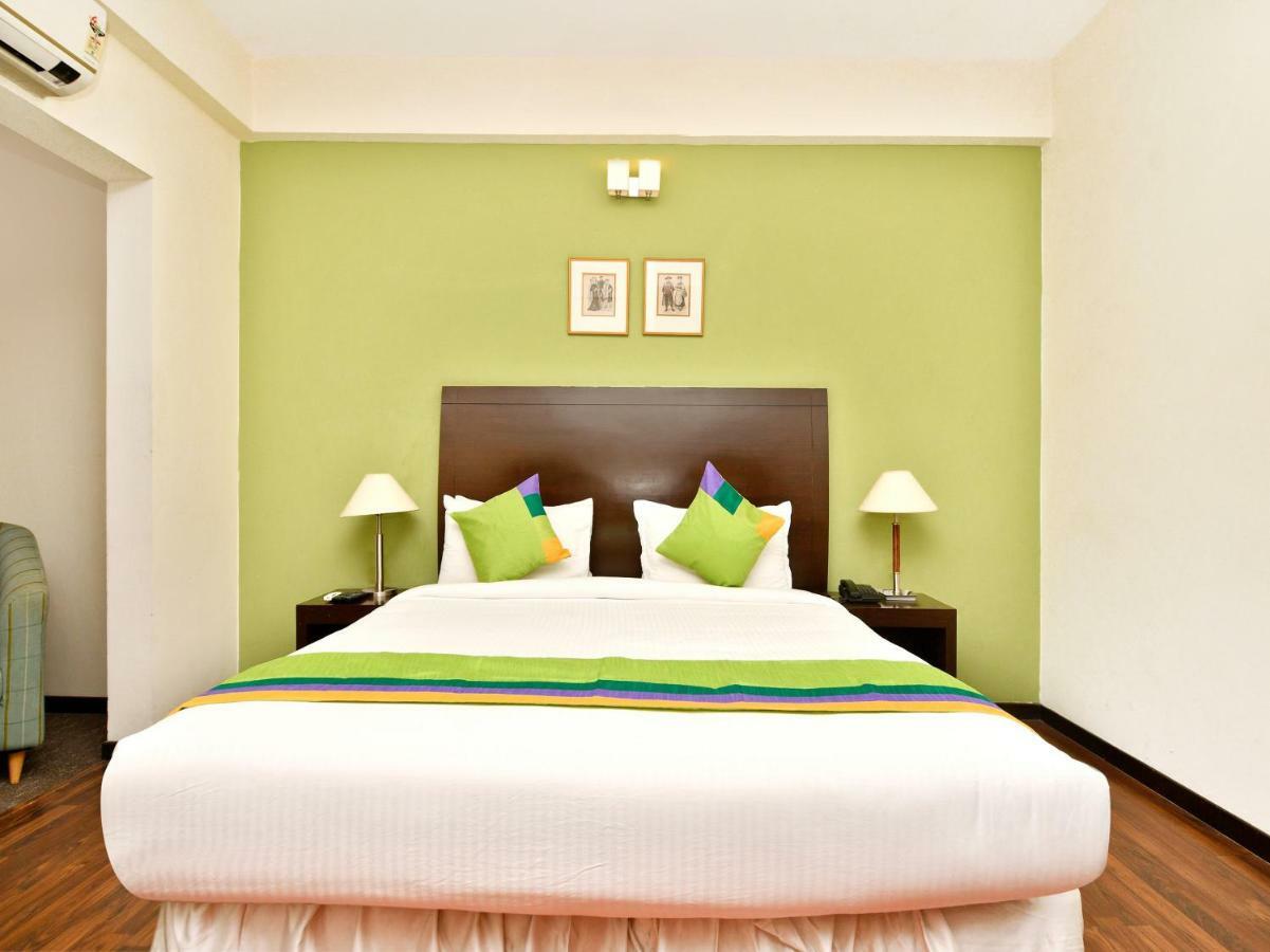 Treebo Trend Sterling Suites Inn バンガロール エクステリア 写真