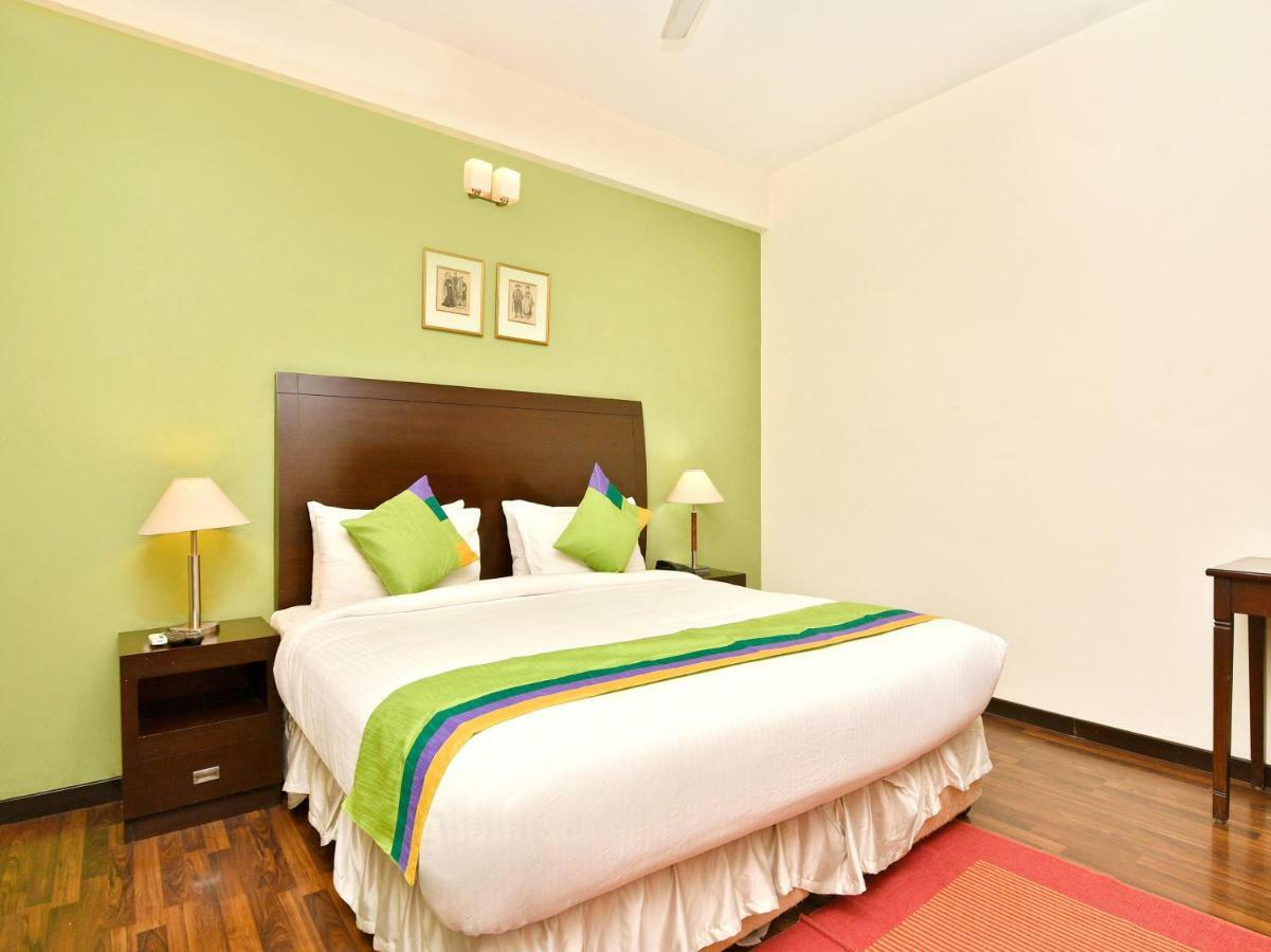 Treebo Trend Sterling Suites Inn バンガロール エクステリア 写真