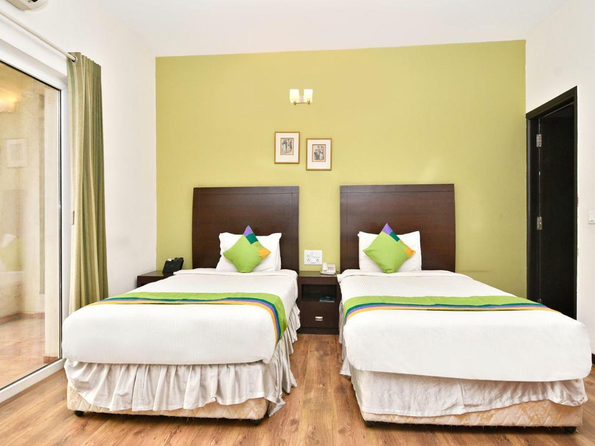 Treebo Trend Sterling Suites Inn バンガロール エクステリア 写真